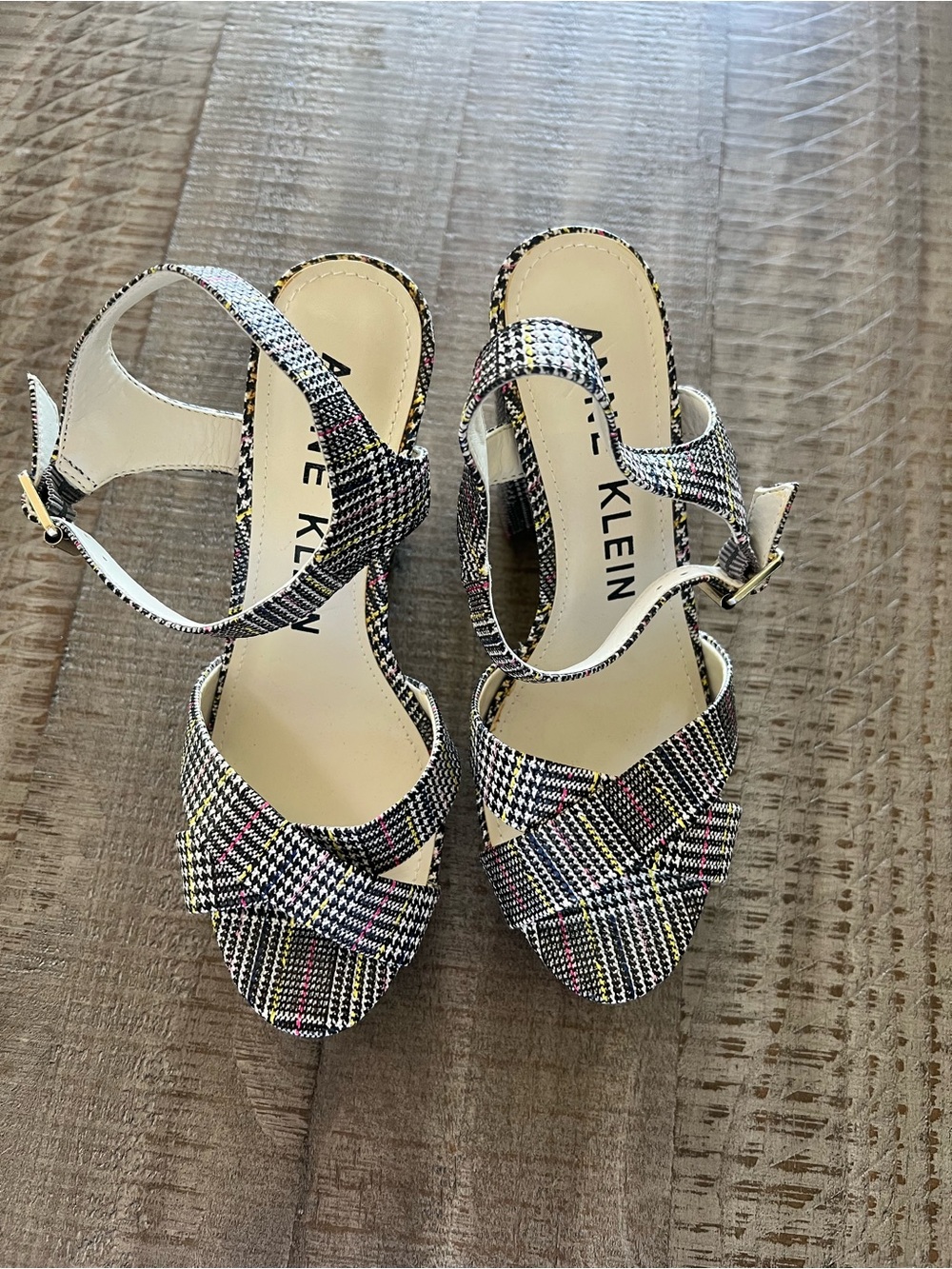 Anne Klein Black & White Plaid Platform Sandals with Pink Detail - Picture 2 of 7